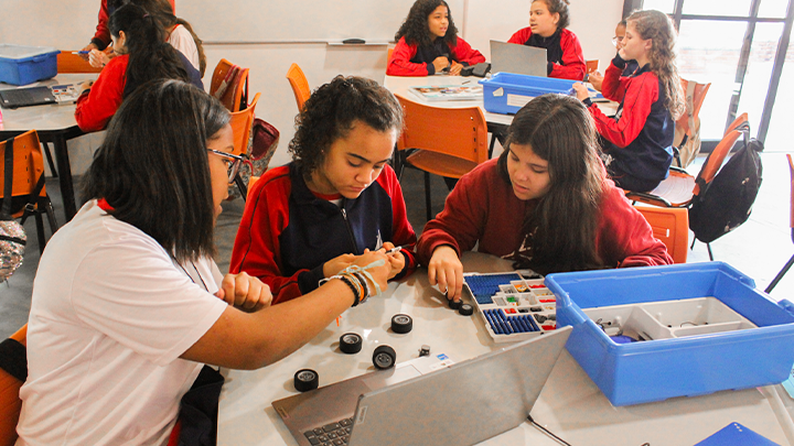 The Associação Feminina de Estudos Sociais e Universitários (AFESU)